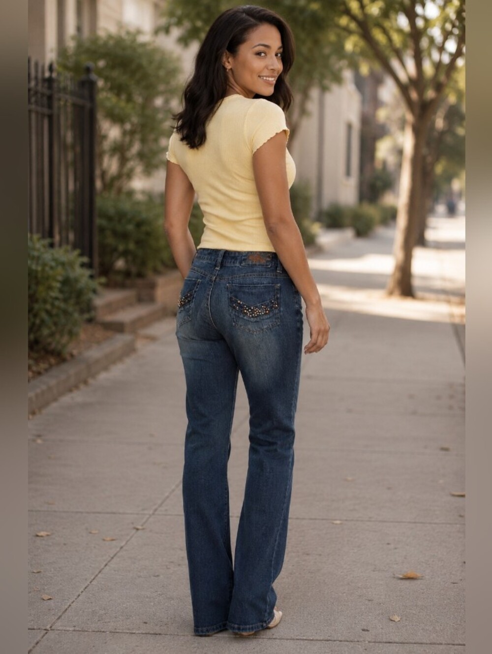 Jamie Nicole Rhinestones Decorated Vintage Whiskered Jeans - Size: 7/8
